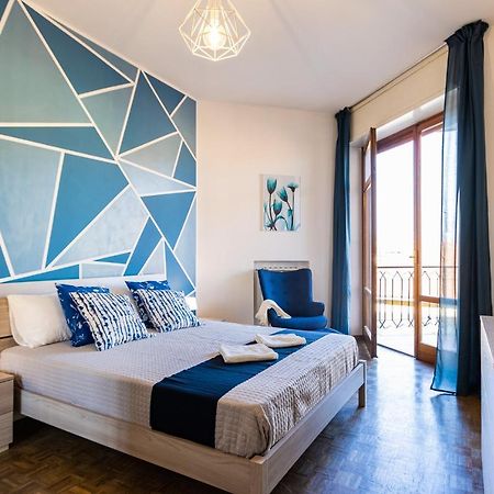 Blue Wave Apartment Arona - Lago Maggiore ภายนอก รูปภาพ