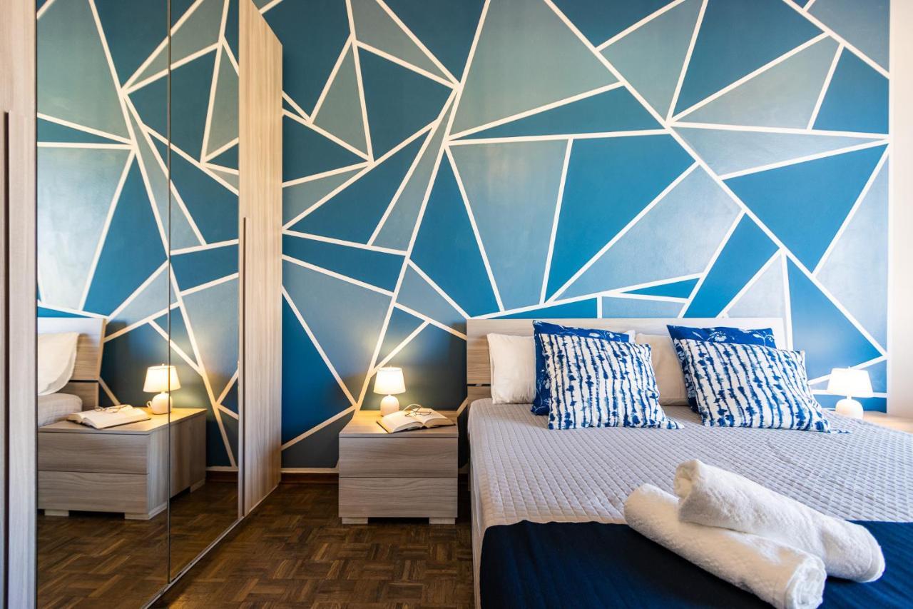 Blue Wave Apartment Arona - Lago Maggiore ภายนอก รูปภาพ